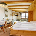 Residenza Chesa Margun 57-2 By Interhome 주를레